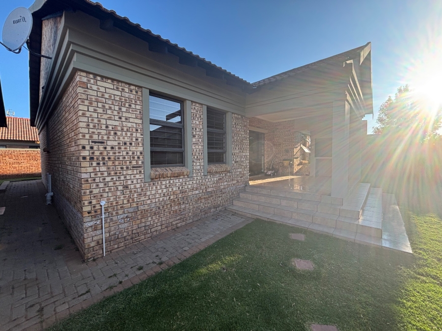 3 Bedroom Property for Sale in Shellyvale Free State
